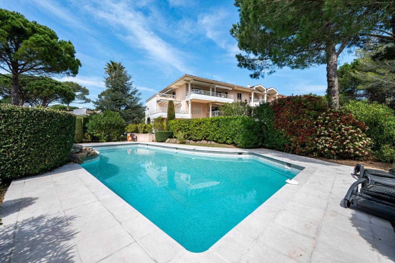 Le Drive Apartamento Saint-Raphaël Exterior foto