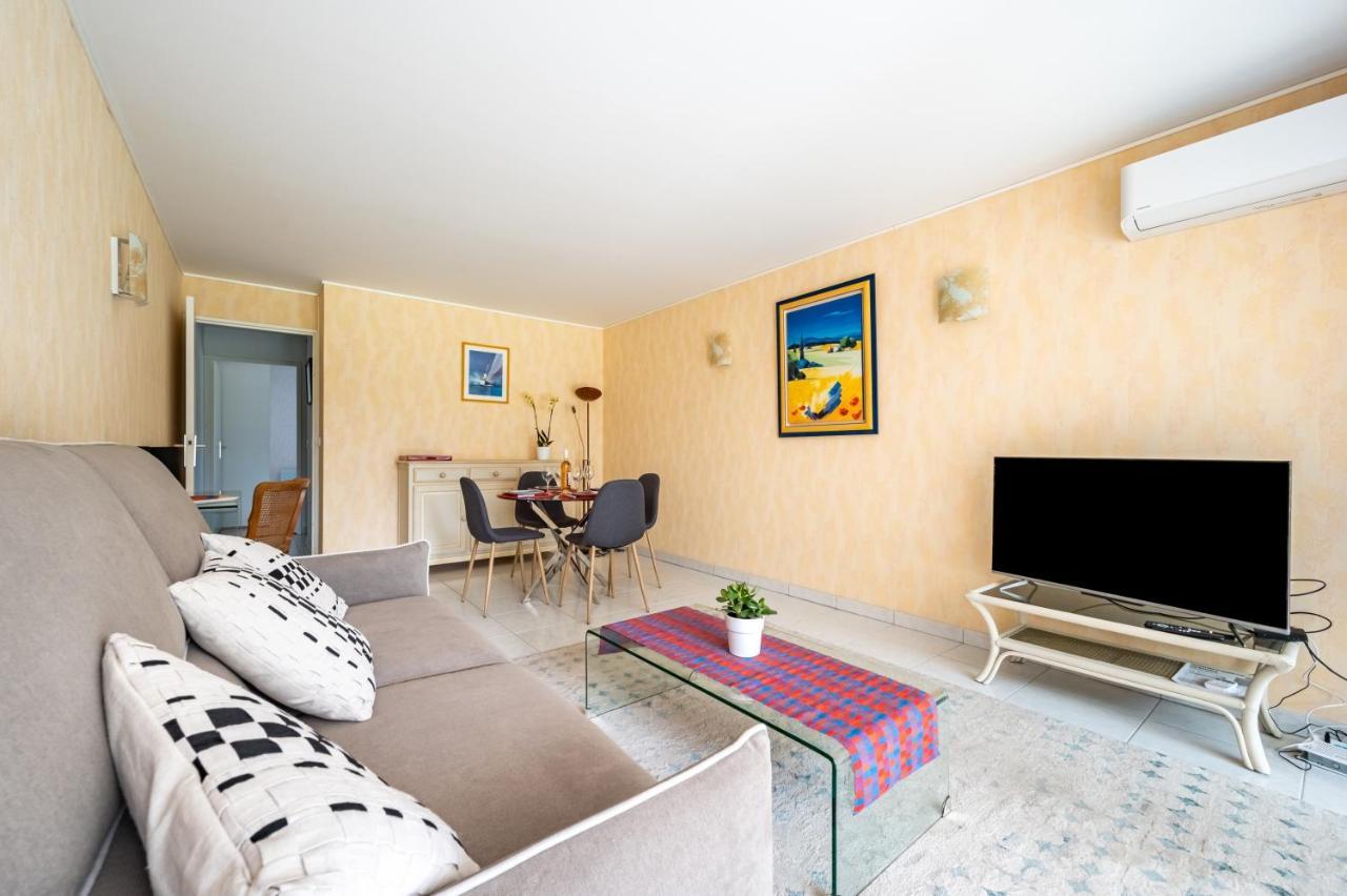 Le Drive Apartamento Saint-Raphaël Exterior foto