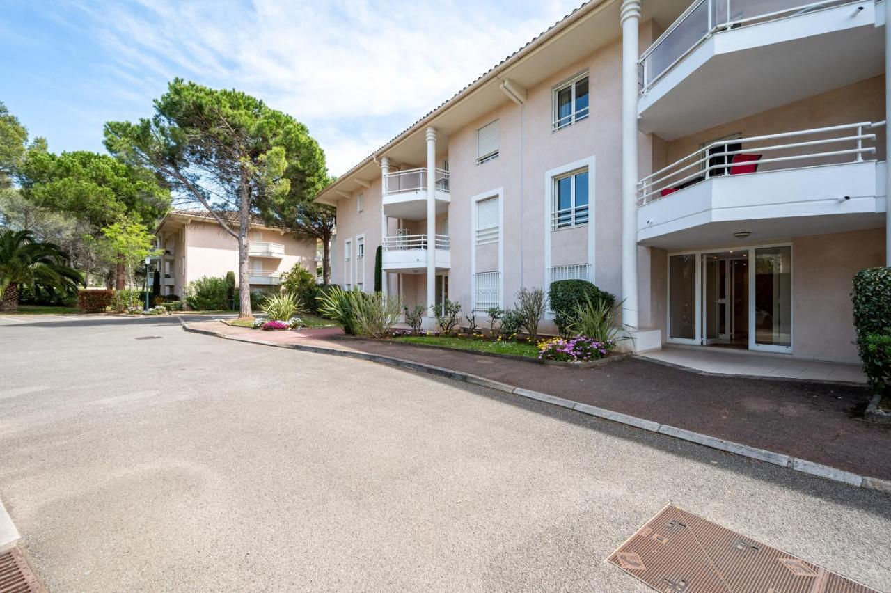 Le Drive Apartamento Saint-Raphaël Exterior foto